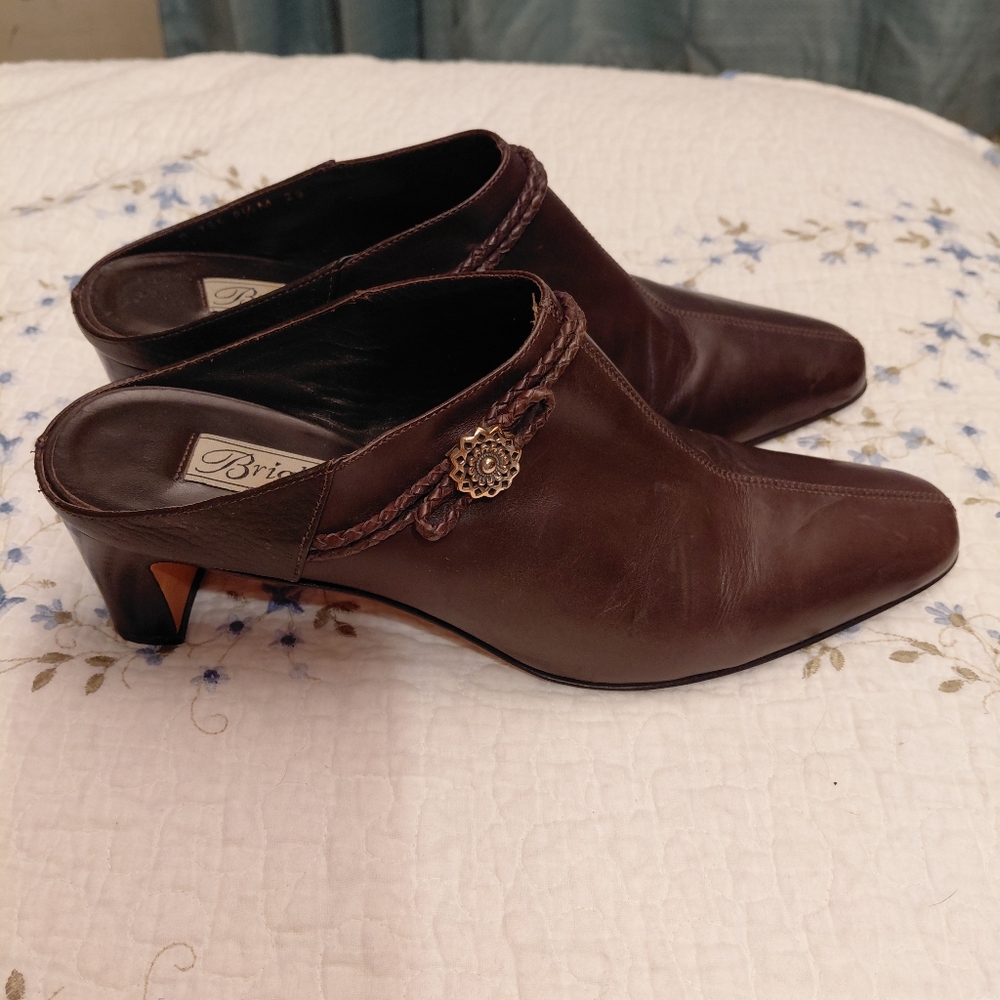 Brighton Twist Mules Slip-ons 8.5 NARROW Brown Leather.